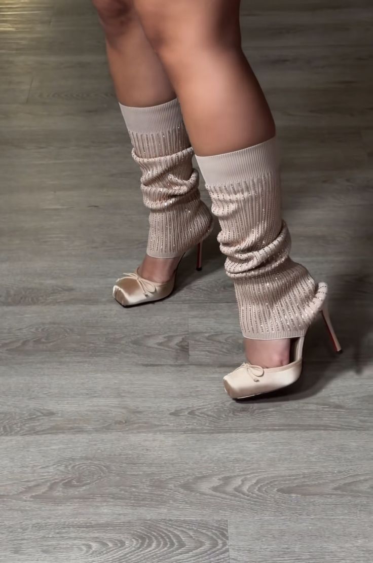 Butterfly-Kont Kare Burunlu Di - Knee High Sock Women incelemesi ve fiyatı